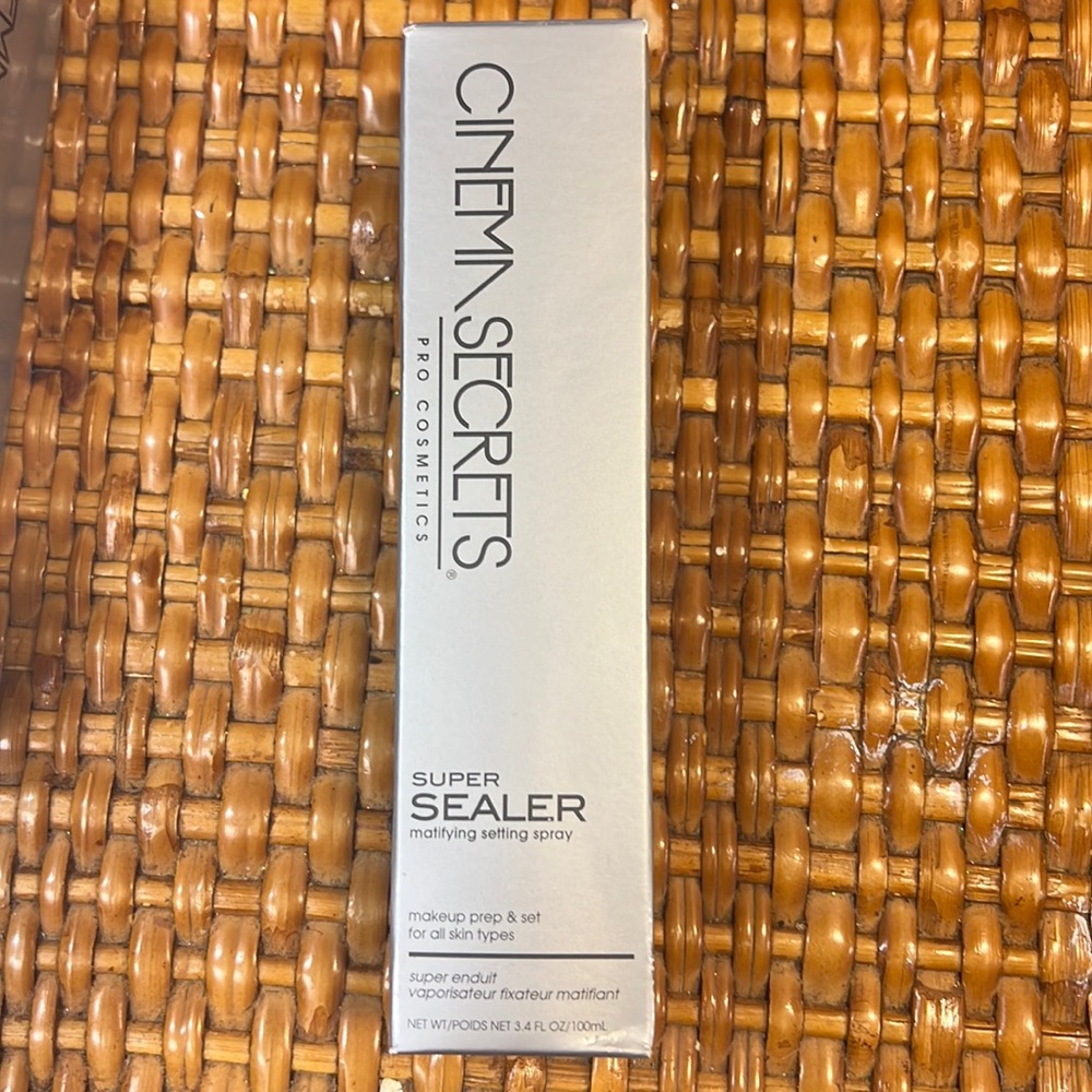 Cinema secrets super SEALER